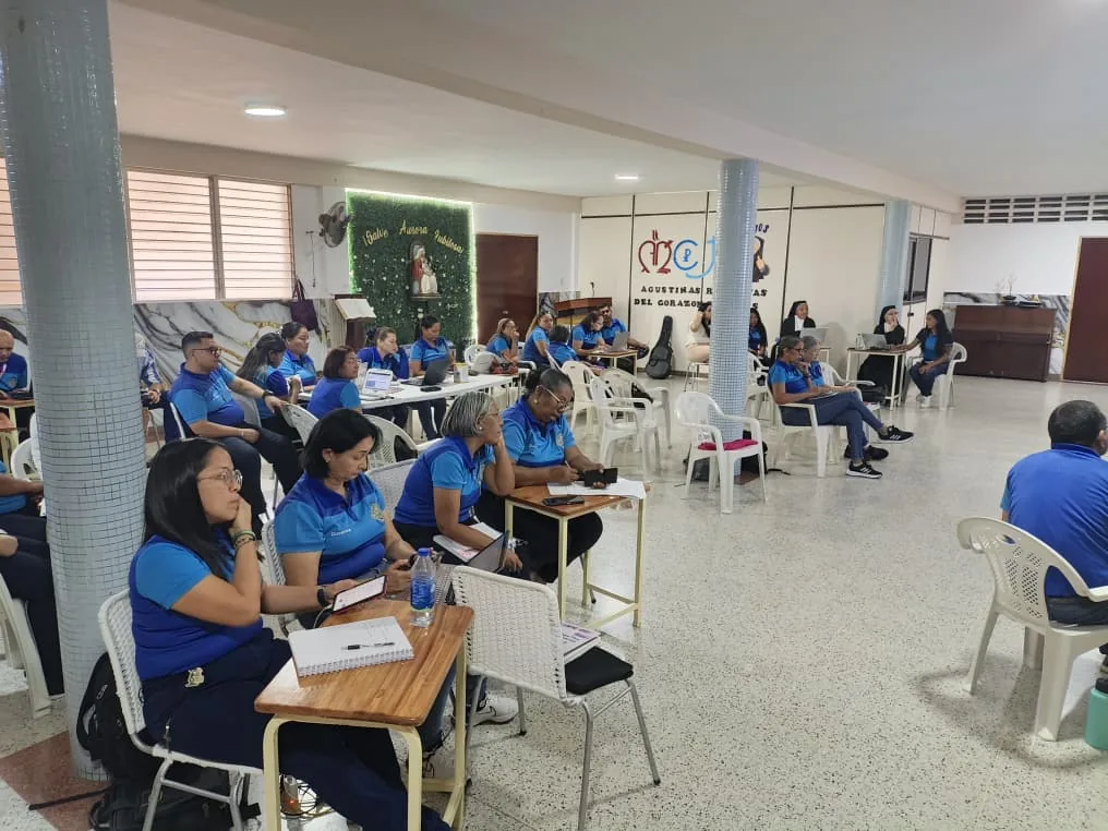 Inces inició formación dirigida a 37 docentes de la U.E. Colegio Ntra. Sra. de Coromoto como Analistas de Sistemas